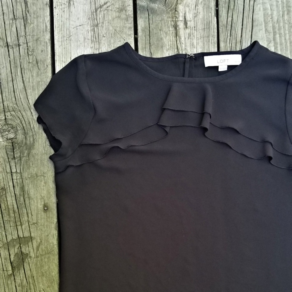 ✨LOFT Shirt